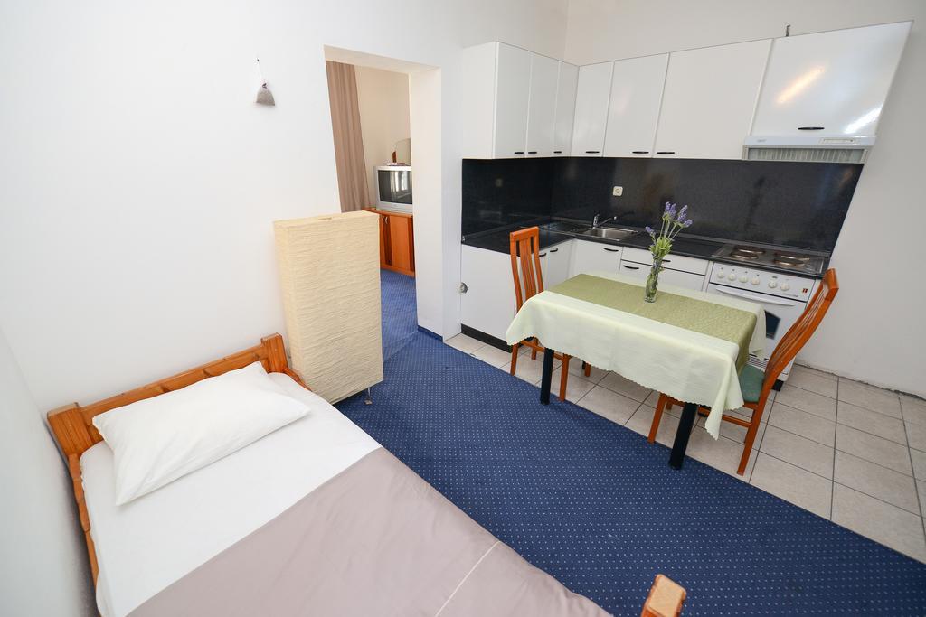 Hotel Sidro ミルナ 部屋 写真